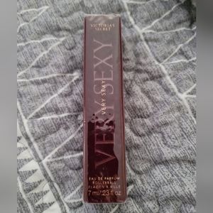 Victoria's Secret Very Sexy Rollerball Parfum .23 fl oz